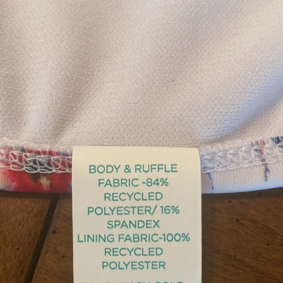 🌸NWT OUTDOOR OASIS Womens Plus Size One Piece Swimsuit - size 1X - Picture 11 of 17